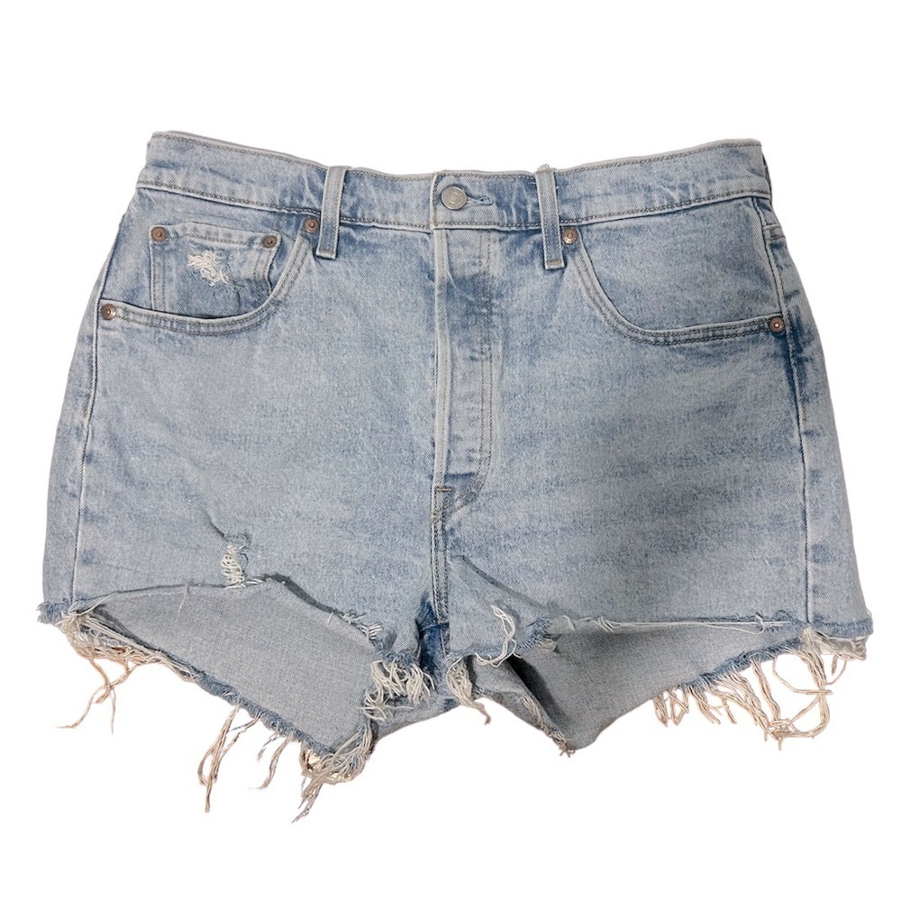 Levi’s High Rise Distressed Raw Hem Jean Shorts Size 32 Light Wash
